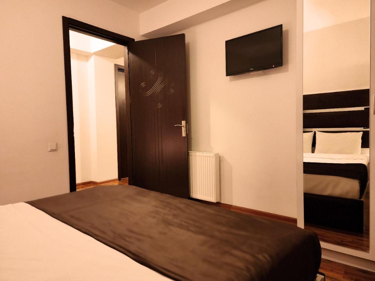 Hotel Grand Palace Тбилиси Номер фото